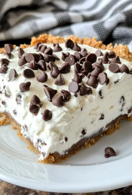 No-Bake Cannoli Cream Pie