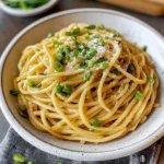 Vietnamese Garlic Noodles (Mì Xào Tỏi)