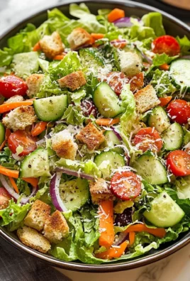 Classic House Salad - Quick and Easy