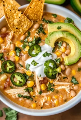 Creamy Crockpot White Chicken Chili