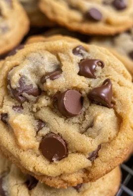 Easy Peanut Butter Chocolate Chip Cookies Recipe