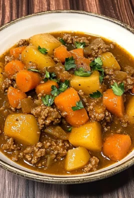 Grandma's Ground Beef Stew