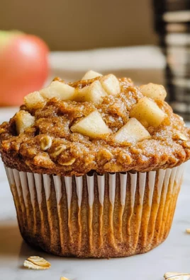 Healthy Apple Cinnamon Oat Muffins