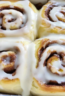 Best Homemade Cinnamon Rolls Recipe {Copycat Cinnabon Recipe}