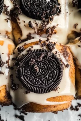 Oreo Cinnamon Rolls
