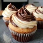 Perfect Swirl Cupcakes: Two-Tone Frosting Magic
