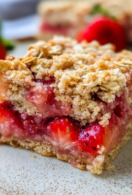 Strawberry Oatmeal Crumble Bars